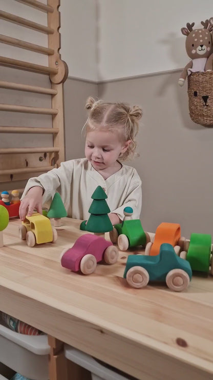 Montessori Wooden Cars & People 10pc Toy Set